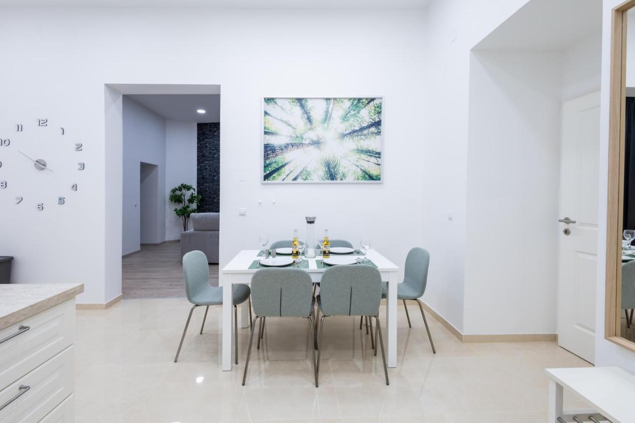 Family Deluxe A Stone Throw From The City Centre And Danube ウィーン エクステリア 写真