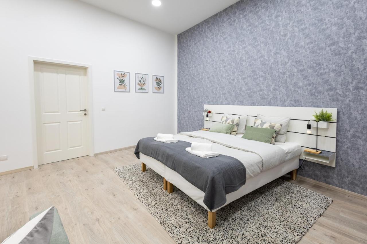 Family Deluxe A Stone Throw From The City Centre And Danube ウィーン エクステリア 写真