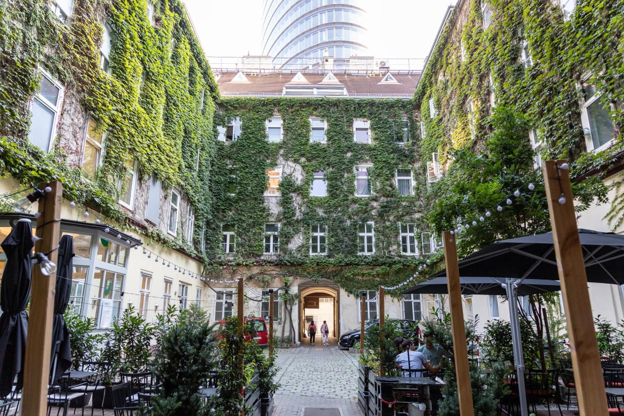 Family Deluxe A Stone Throw From The City Centre And Danube ウィーン エクステリア 写真